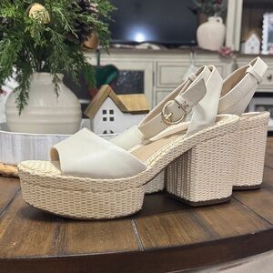 Sam Edelman Immie Size 9 Cream Platform Sandals